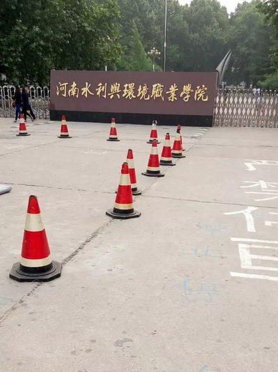 河南水利与环境职业学院 地砖清洗翻新